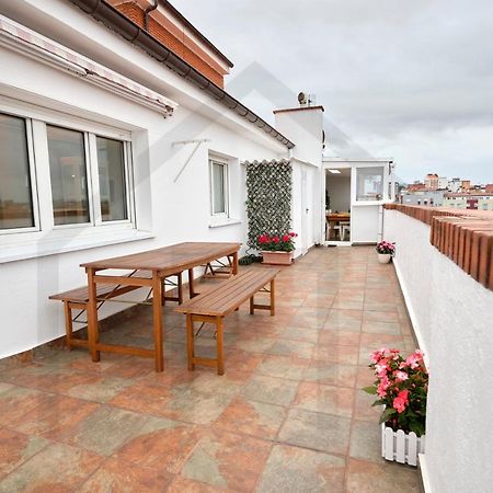 Espectacular Atico A Un Paso Del Centro De Gijon Bed & Breakfast Luaran gambar