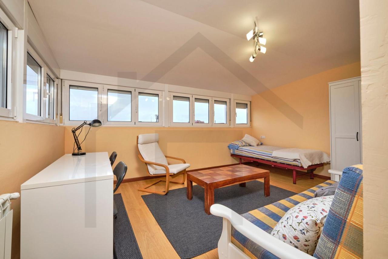 Espectacular Atico A Un Paso Del Centro De Gijon Bed & Breakfast Luaran gambar