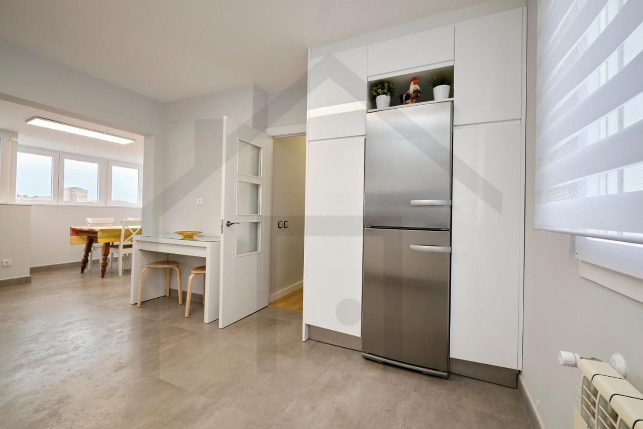 Espectacular Atico A Un Paso Del Centro De Gijon Bed & Breakfast Luaran gambar