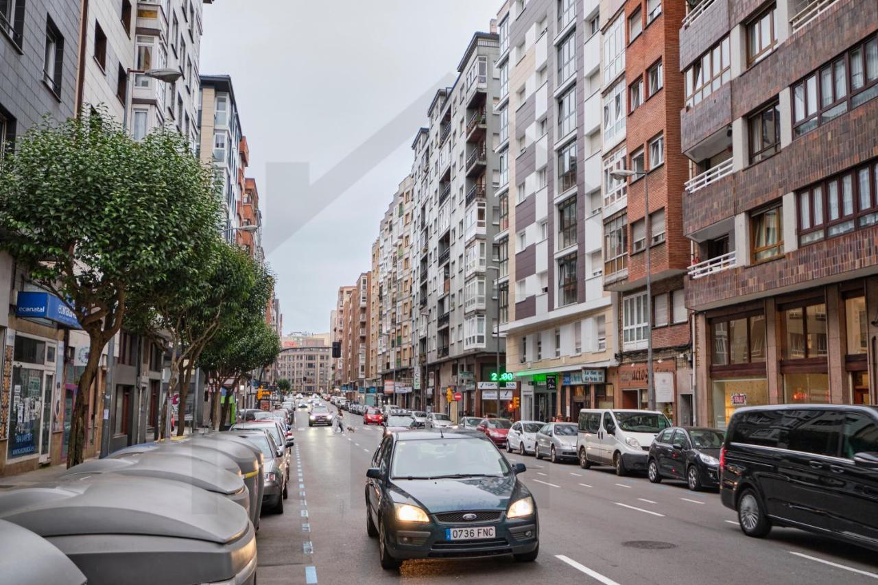 Espectacular Atico A Un Paso Del Centro De Gijon Bed & Breakfast Luaran gambar
